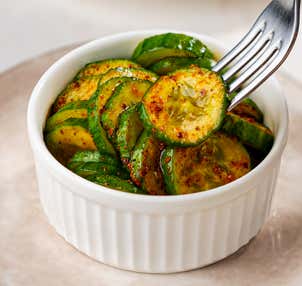 Crisp Cucumber Pickle